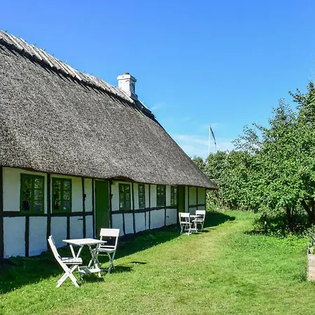 2 Bedroom Cozy In Rudkobing Апартаменты *
